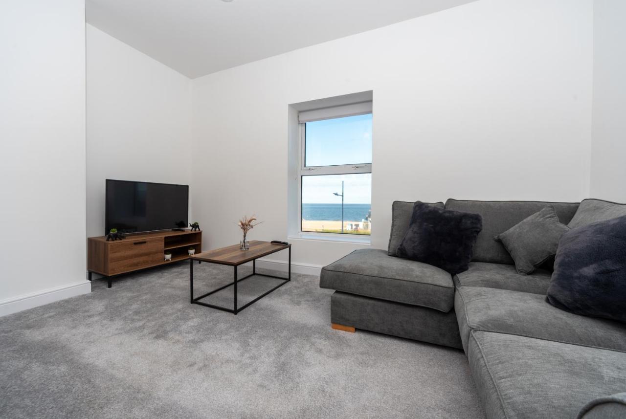 Sea Views Modern Two Bedroom Apartment Lowestoft Bagian luar foto
