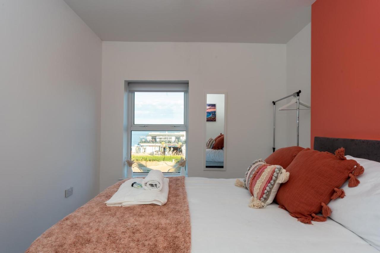 Sea Views Modern Two Bedroom Apartment Lowestoft Bagian luar foto